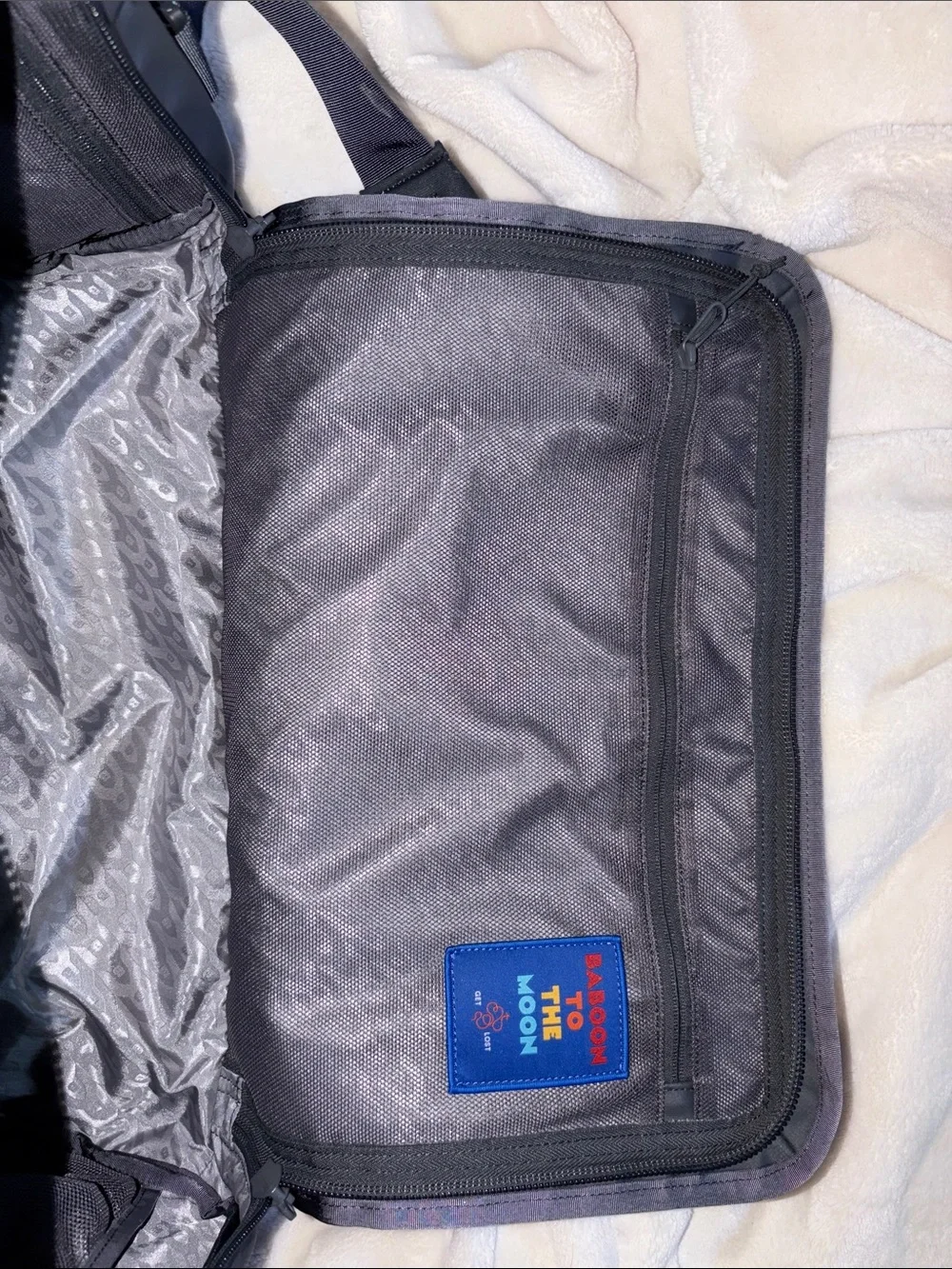 Baboon to the Moon Go Bag Small 40L Grey - NEVER USED